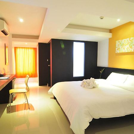 At 24 Boutique Hotel Nakhon Si Thammarat Exterior photo